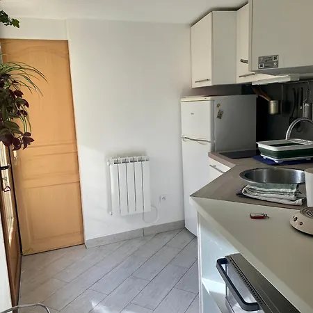 A 20 Minutes De Aix En Provence Appartement Pertuis Buitenkant foto